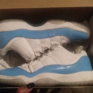 Carolina blue 11s